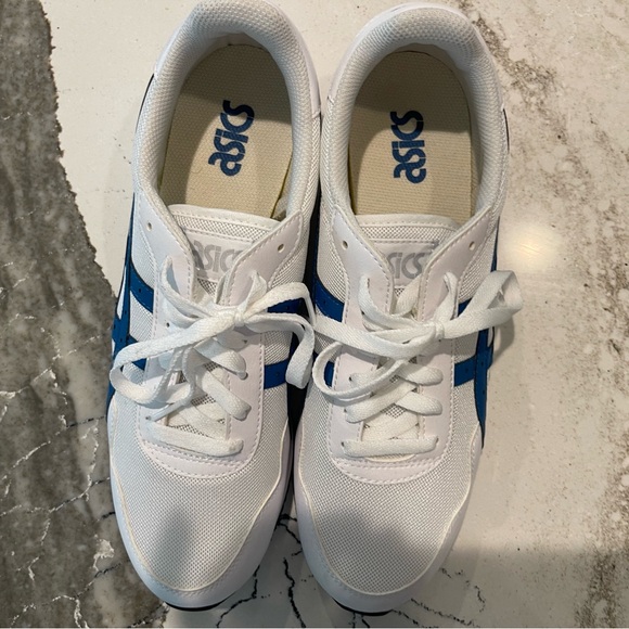 ASICS retro!  Blue and white.  Never worn outside. - Picture 2 of 4